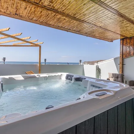 Terra Nova Penthouse דירה
